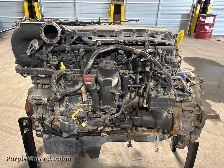 image for item EI5722 Paccar MX-13 engine