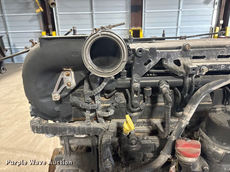 image for item EI5722 Paccar MX-13 engine