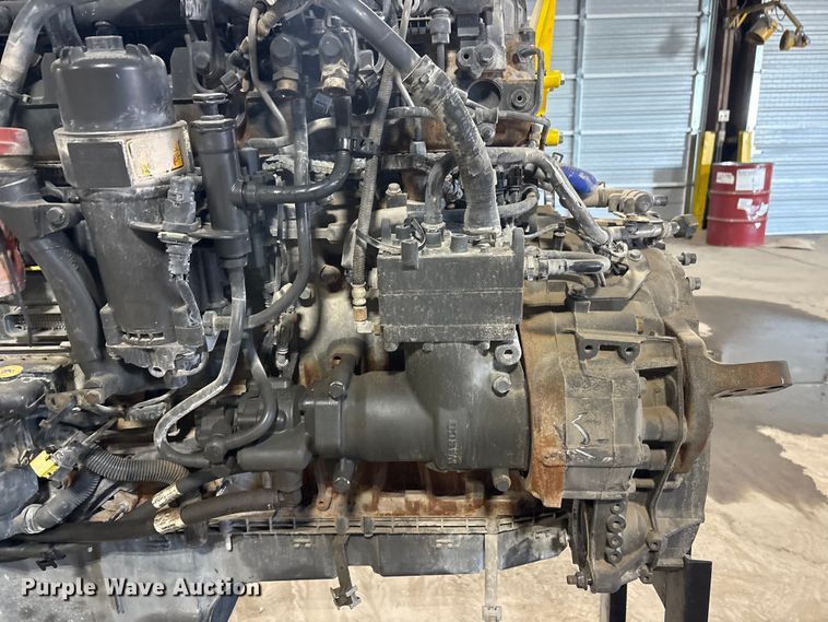 image for item EI5722 Paccar MX-13 engine