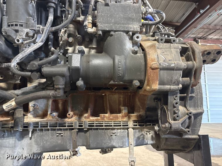 image for item EI5722 Paccar MX-13 engine