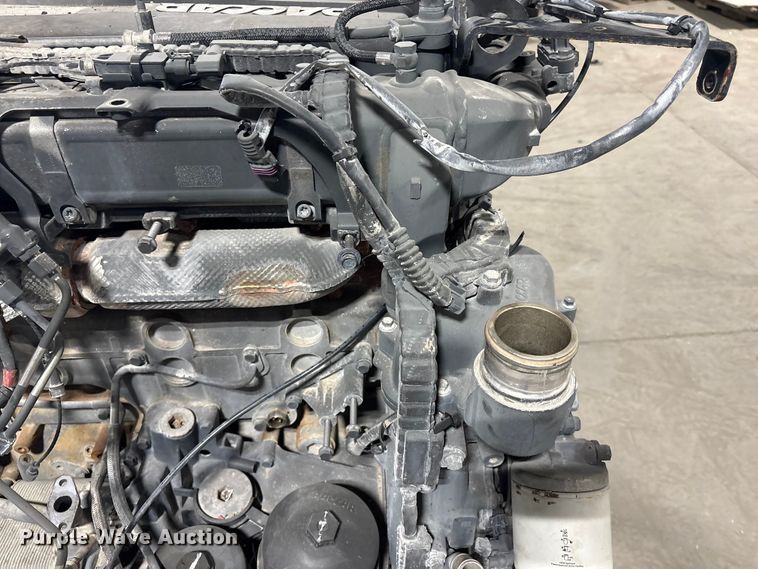 image for item EI5722 Paccar MX-13 engine