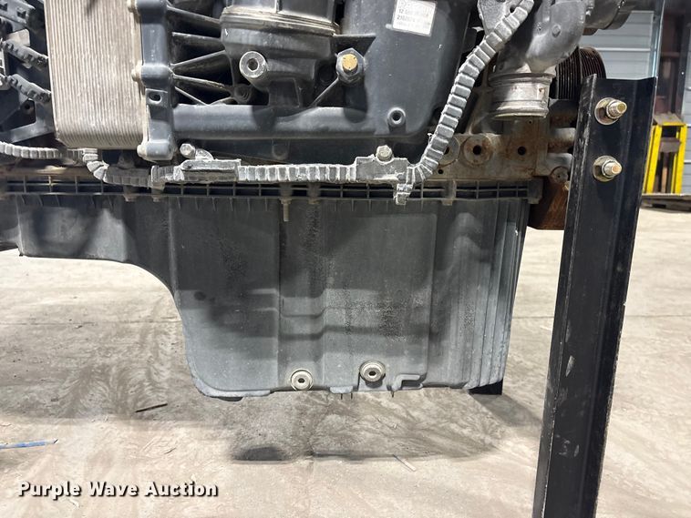 image for item EI5722 Paccar MX-13 engine