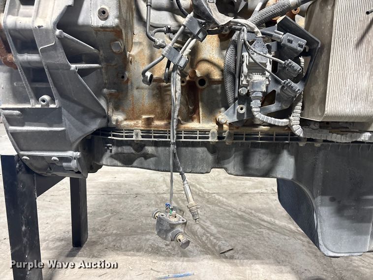 image for item EI5722 Paccar MX-13 engine