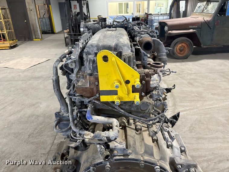 image for item EI5722 Paccar MX-13 engine