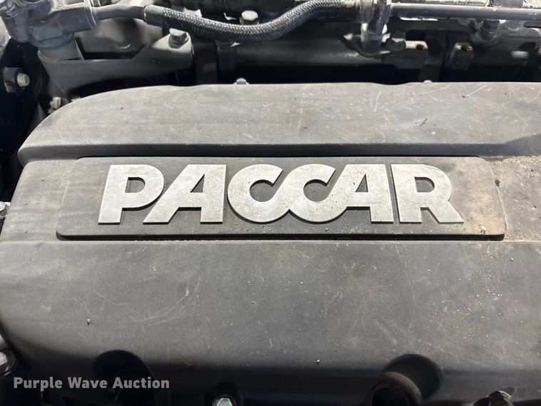 image for item EI5722 Paccar MX-13 engine