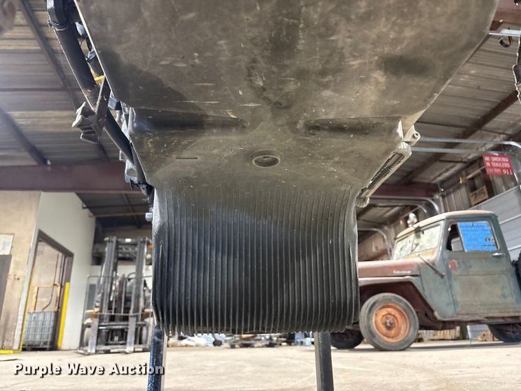 image for item EI5722 Paccar MX-13 engine