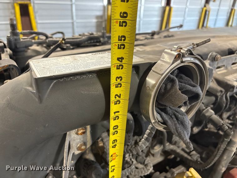 image for item EI5722 Paccar MX-13 engine