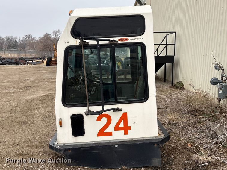 image for item EI5725 2014 Tico Pro-Spotter yard truck cab