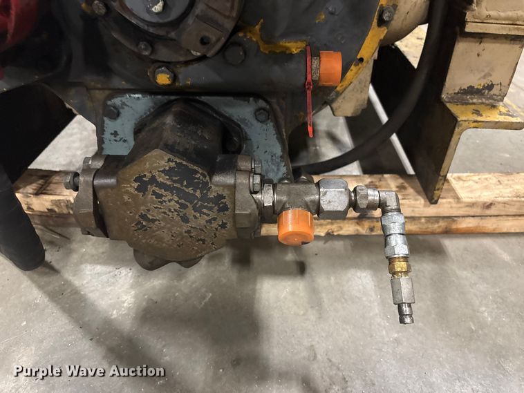 image for item EI5743 1983 Cummins IND335BC3 engine