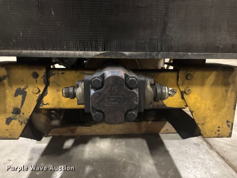 image for item EI5743 1983 Cummins IND335BC3 engine