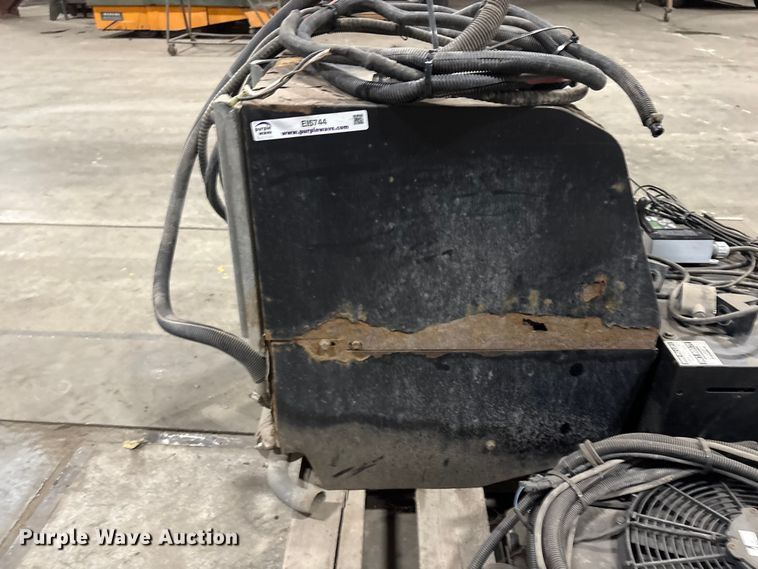 image for item EI5744 Carrier ComfortPro PC6022 power unit