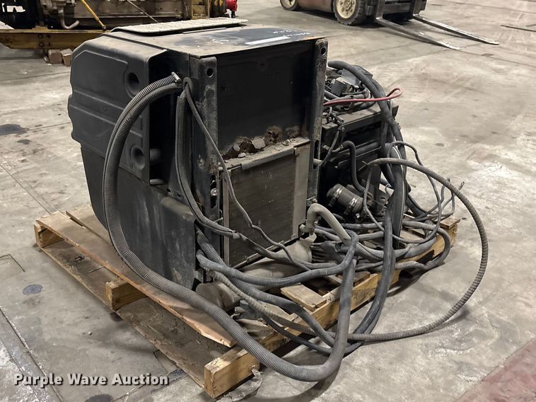 image for item EI5747 Carrier ComfortPro PC6022 APU