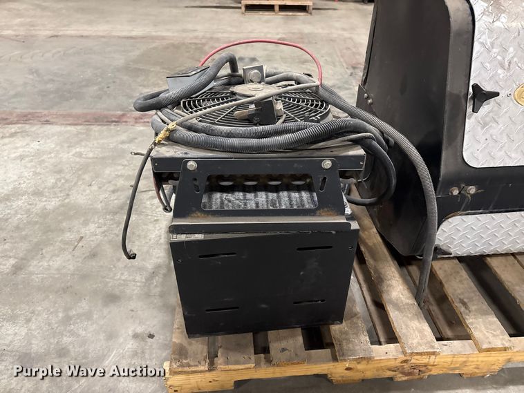 image for item EI5747 Carrier ComfortPro PC6022 APU