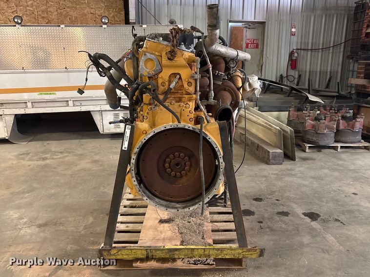 image for item EI5758 Caterpillar C15 engine