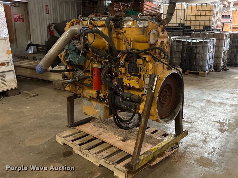 image for item EI5758 Caterpillar C15 engine