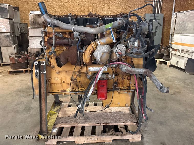 image for item EI5758 Caterpillar C15 engine