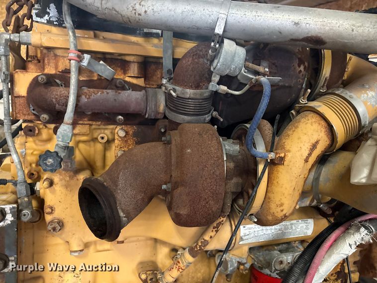 image for item EI5758 Caterpillar C15 engine