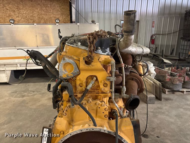 image for item EI5758 Caterpillar C15 engine