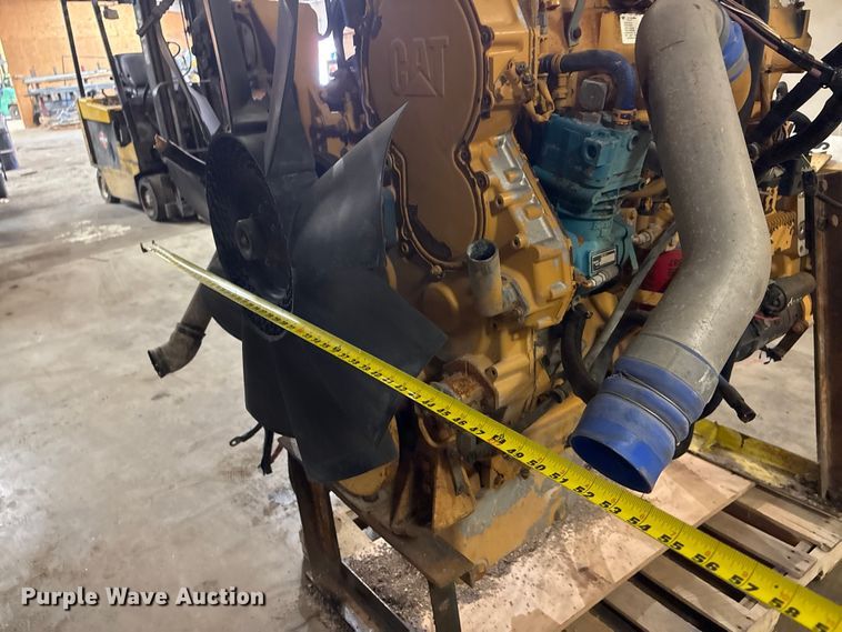 image for item EI5758 Caterpillar C15 engine