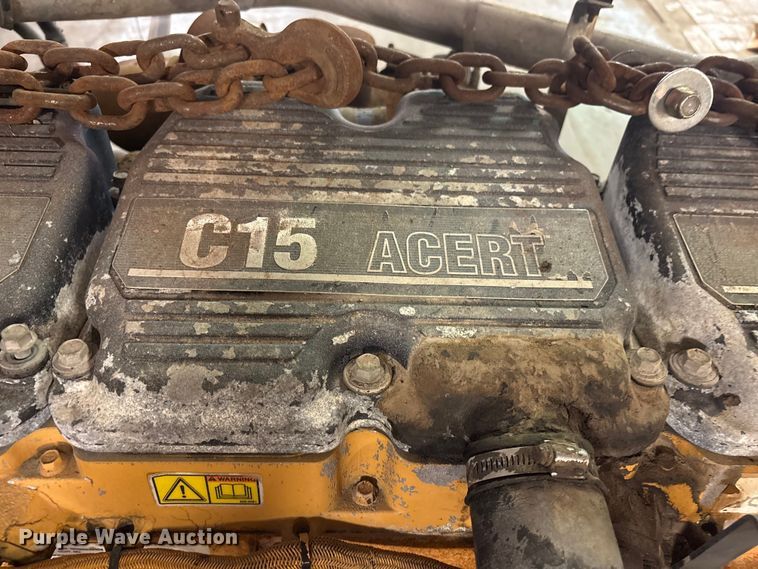 image for item EI5758 Caterpillar C15 engine