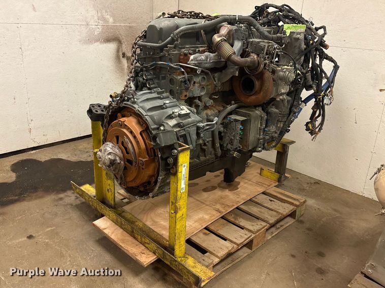 image for item EI5762 Paccar MX-13 engine