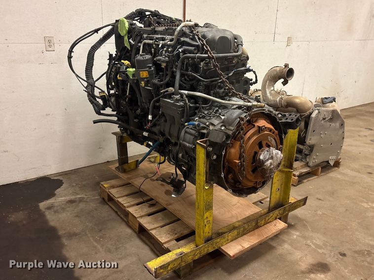 image for item EI5762 Paccar MX-13 engine