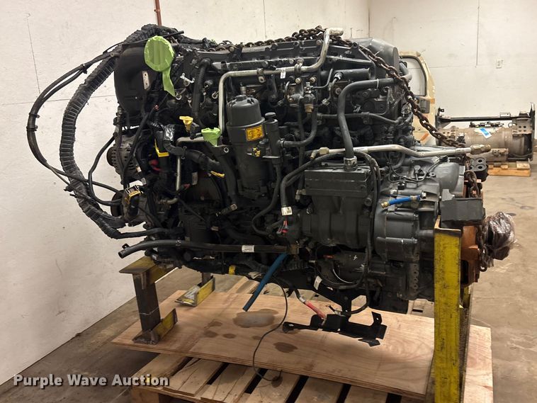 image for item EI5762 Paccar MX-13 engine