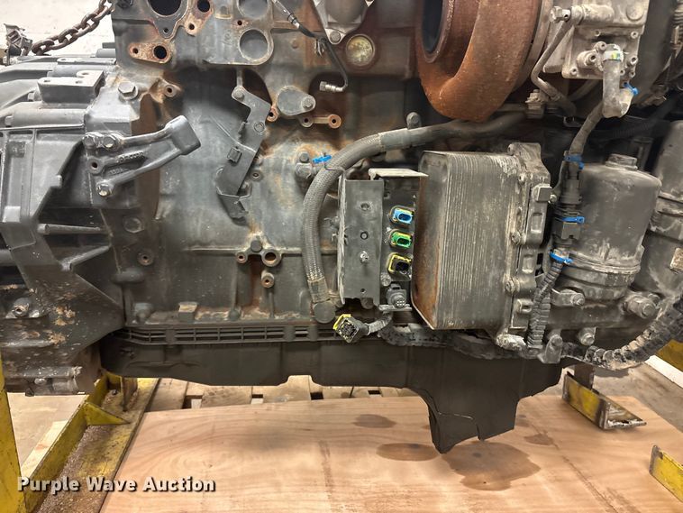 image for item EI5762 Paccar MX-13 engine