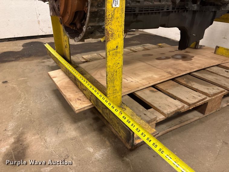 image for item EI5762 Paccar MX-13 engine