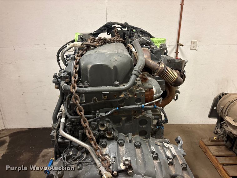 image for item EI5762 Paccar MX-13 engine