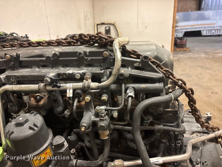 image for item EI5762 Paccar MX-13 engine