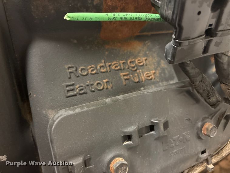 image for item EI5766 Eaton Fuller Roadranger transmission
