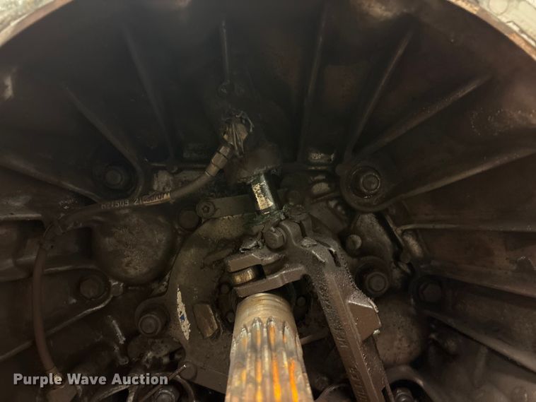 image for item EI5766 Eaton Fuller Roadranger transmission