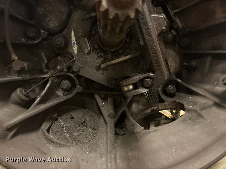 image for item EI5766 Eaton Fuller Roadranger transmission