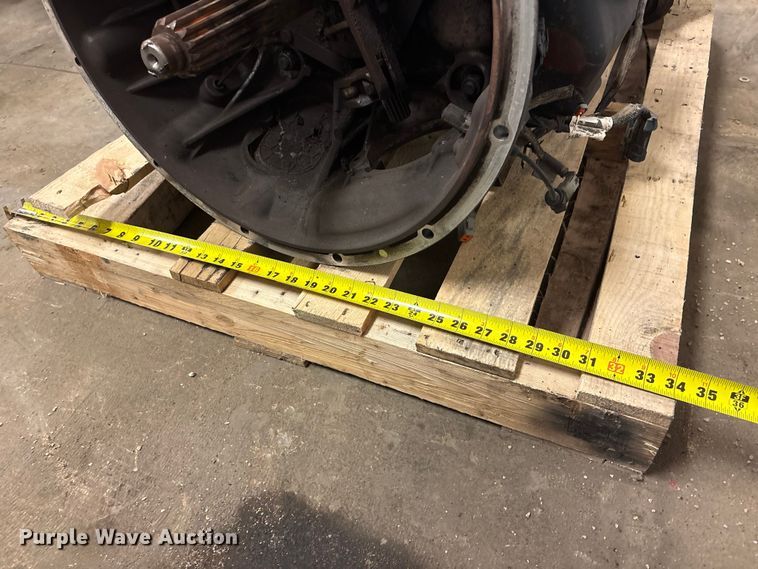 image for item EI5766 Eaton Fuller Roadranger transmission