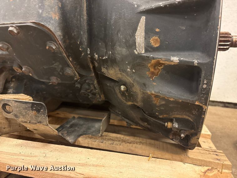 image for item EI5766 Eaton Fuller Roadranger transmission