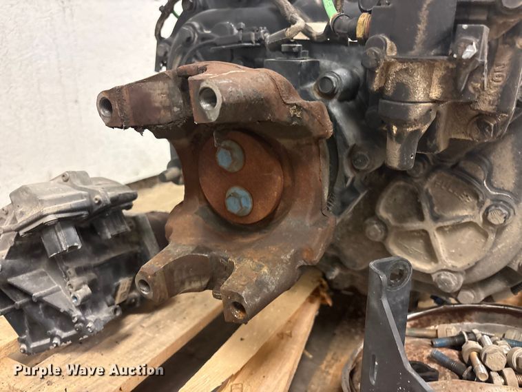 image for item EI5766 Eaton Fuller Roadranger transmission