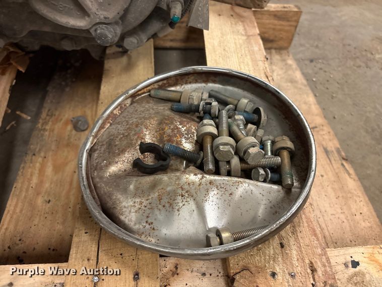 image for item EI5766 Eaton Fuller Roadranger transmission