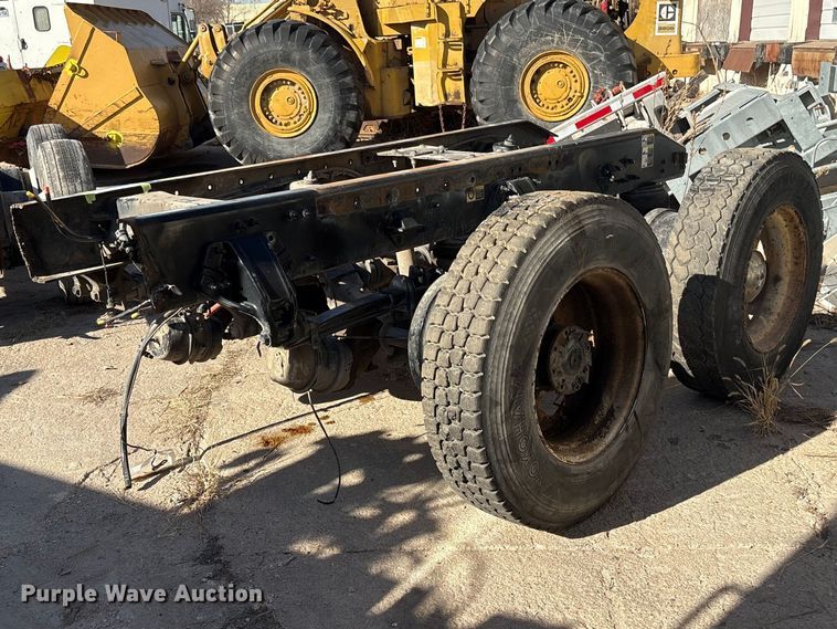 image for item EI5768 Meritor MT40-14X rear axle assembly