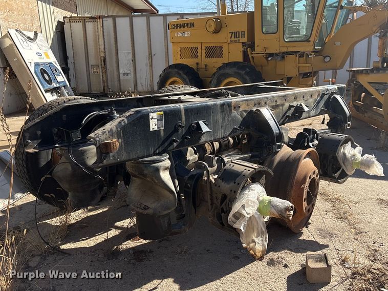 image for item EI5768 Meritor MT40-14X rear axle assembly