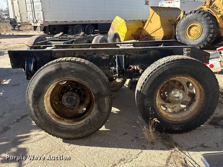 image for item EI5768 Meritor MT40-14X rear axle assembly