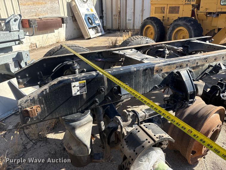 image for item EI5768 Meritor MT40-14X rear axle assembly