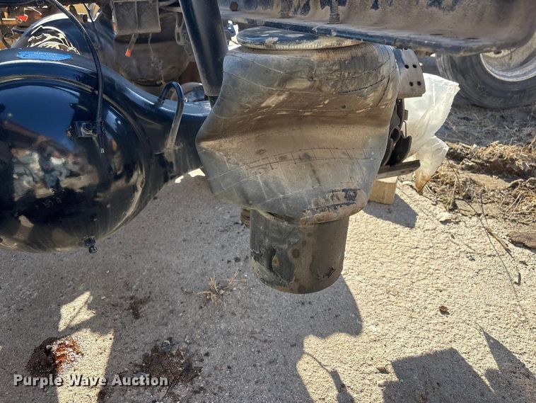 image for item EI5768 Meritor MT40-14X rear axle assembly