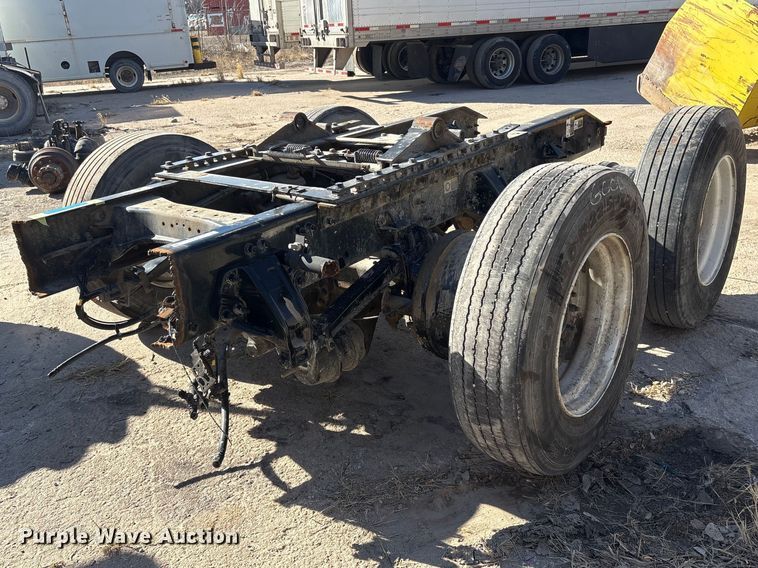 image for item EI5770 Meritor MT40-14X rear axle assembly 