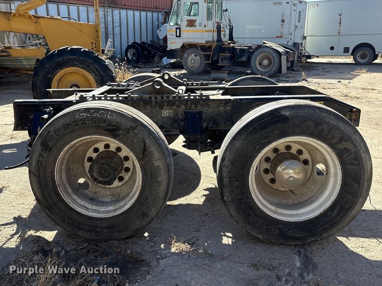 image for item EI5770 Meritor MT40-14X rear axle assembly 