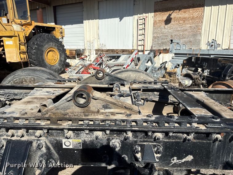 image for item EI5770 Meritor MT40-14X rear axle assembly 