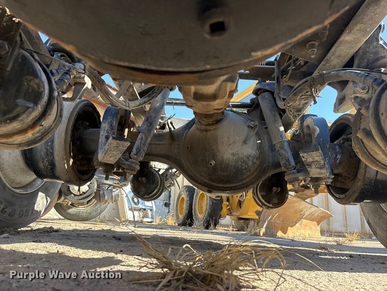 image for item EI5770 Meritor MT40-14X rear axle assembly 