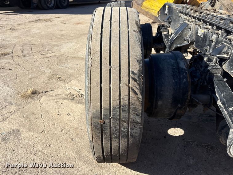 image for item EI5770 Meritor MT40-14X rear axle assembly 