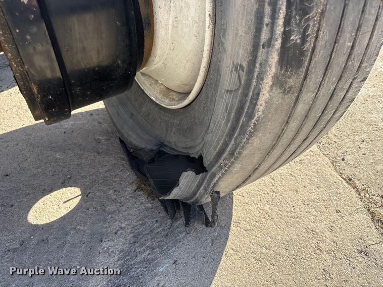 image for item EI5770 Meritor MT40-14X rear axle assembly 