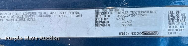 image for item EN0478 2013 Freightliner Cascadia 125 semi truck